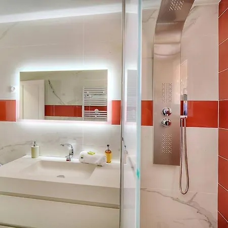 Immogroom - Renovated - Air Conditioning - Balcony Apartment Cannes
